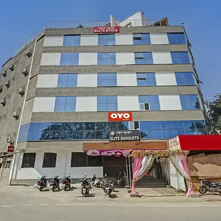 Super Oyo Flagship Elite Stay Near Sri Sathya Ganapathi Shirdi Saibaba Temple